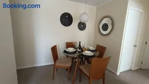 Depto en condo, 2D 1B, aire estacionamiento, full - Image 3