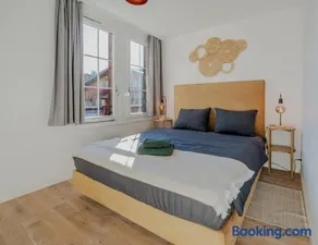 Comfy, Spacious and Central Duplex Apartment - Image 5