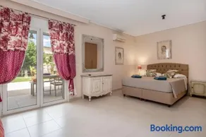 Celeste Sea View Home with Jacuzzi and BBQ - Image 3