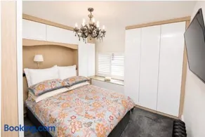 Lennon cottage - Image 1