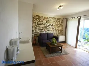 Detached holiday home in Chassiers with pool - Image 2
