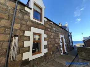 Portknockie 17 Harbour Place - Image 2