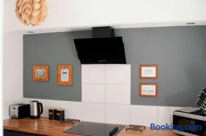 Chandos Apartments - Image 3