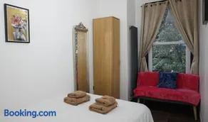 Luxury London house sleeps 13, 2 minutes to metro - Image 5
