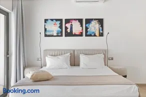 Villa Trianda a true gem just 27 steps from the beach! - Image 3