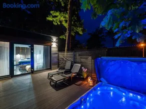 "Apollo" - domki, apartamenty i pokoje z klimatyzacją - Image 1