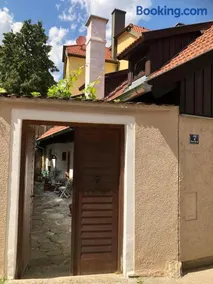 APARTMENT ZUM ROTEN TOR - Image 3