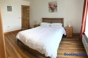 Joes Cottage - Image 3