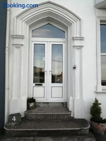 Mervue Apartment, 4 Causeway View, Portrush - Image 3