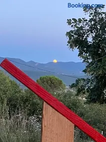 La roulotte de la croix - Image 2