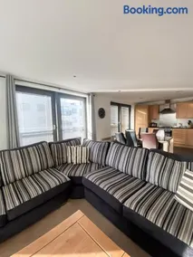 Modern Apartments - Image 3