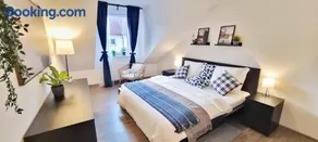The Lume Flat - Self Check-in 2BR Family Apartment in Prague 8 Near Tram - Image 1