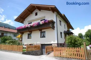Ferienhaus Raffeiner - Image 1