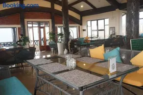 Cozyo Stays Premium luxury Suites Cherrapunji - Image 2
