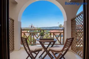 Apart Boutique Giorgos - Image 2