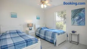 !NEW! Villa Surfside - Image 5