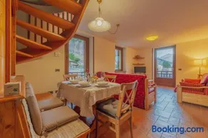 CHALET PONTAL 5 - Relax e vista sulle montagne - COUR 0145 - Image 1