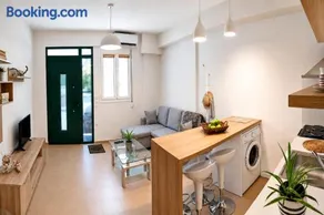 apus apartments - Image 1