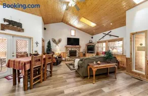 Wren's Nest and Hot-Tub, Games with Best Location! - Image 2