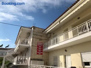 Irida Apartments - Image 2