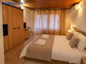 Top Floor Apartment with Balcony Sveti Vlas - Image 1