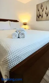 Family Getaway In Centric Bayamon - Image 3