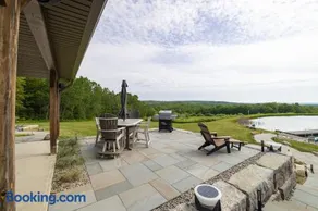 Bella Vista Retreat - Image 1