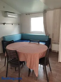 Camping du domaine de la sainte baume Mobile home c004 - Image 1