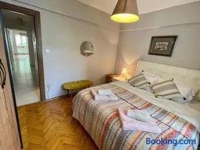 Bright Cozy Stacked Home Ideally Located n Kadikoy - Image 4