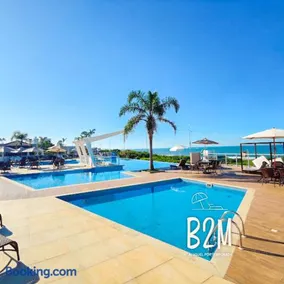 Beto Carrero, pé na areia, piscina aquecida, Bali - Image 2