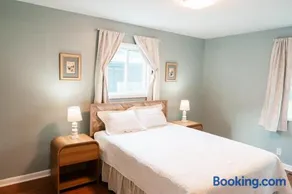 Cozy Weekend Retreat in W Knoxville - Image 3