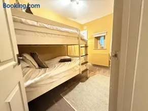 Kilnsey Wellbeing Barn With Hot Tub, Cold Plunge, Pet Friendly - Image 3