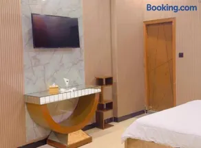 Sapphire Guest House - Image 3