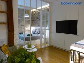 Chic Gran Vía, nuevo apartamento de diseño en Gros by ChicDonosti - Image 1