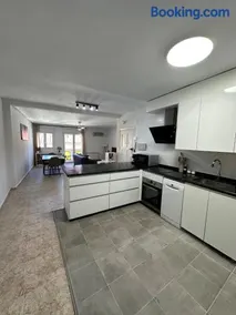 Caceres Centro Histórico Apartamento Turístico con Encanto - Image 1