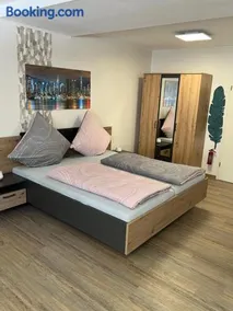 Wohnstudio am Wall - Image 1