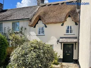 Beautiful 1 bed thatched cottage - Image 3