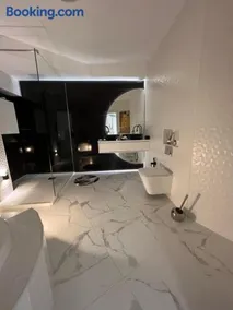 ESPECTACULAR Hogar en la playa MARBELLA - Image 4