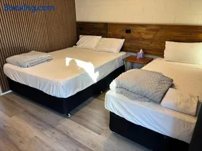 Royal oak motel - Image 3