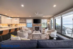 Obsidian Shores Waterfront House on Crystal Lake with Private Beach Access - Image 2