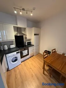 Five Star Property - Image 2