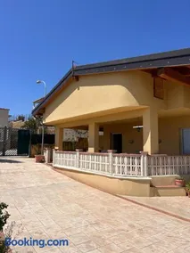 Blue Horizon Villa - Image 3