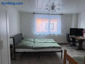 Ferien- & Monteurswohnung Krüger Werra Suhl Tal - Image 1