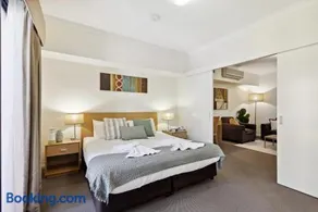 Prized Perth Retreat 1BDR - Image 3
