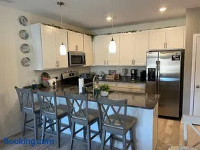 Love Creek Retreat - Image 2