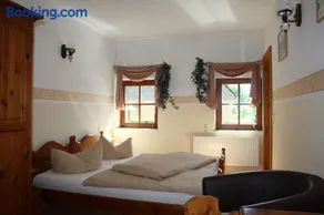 Apartment-in-Wiesa - Image 2
