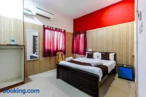 Nimalan Residency Near Chettinad Hospital Kelambakkam - Image 2