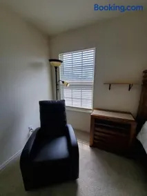 Master Bed & Bath Just For You - Image 1