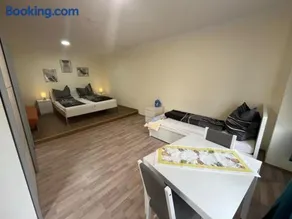 Ferienwohnung am Neumarkt - Image 4