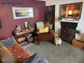Loch Ness village cottage for 2 with free parking & pets welcome - Image 4